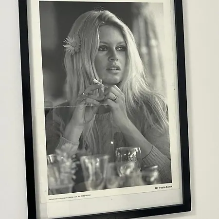 乌贝斗兽场酒店 住宿加早餐酒店