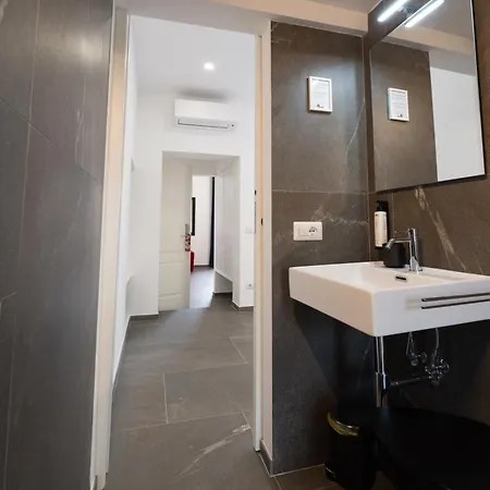 乌贝斗兽场酒店 4* 罗马