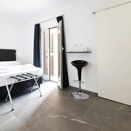 乌贝斗兽场酒店