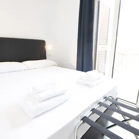 乌贝斗兽场酒店 住宿加早餐酒店 4*