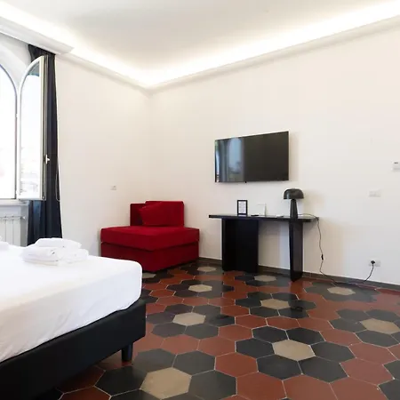 Urbe Colosseo Couette-café 2*